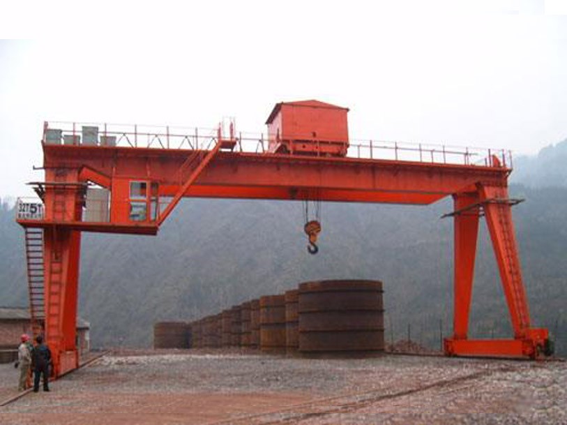 雙梁A型吊鉤門式起重機